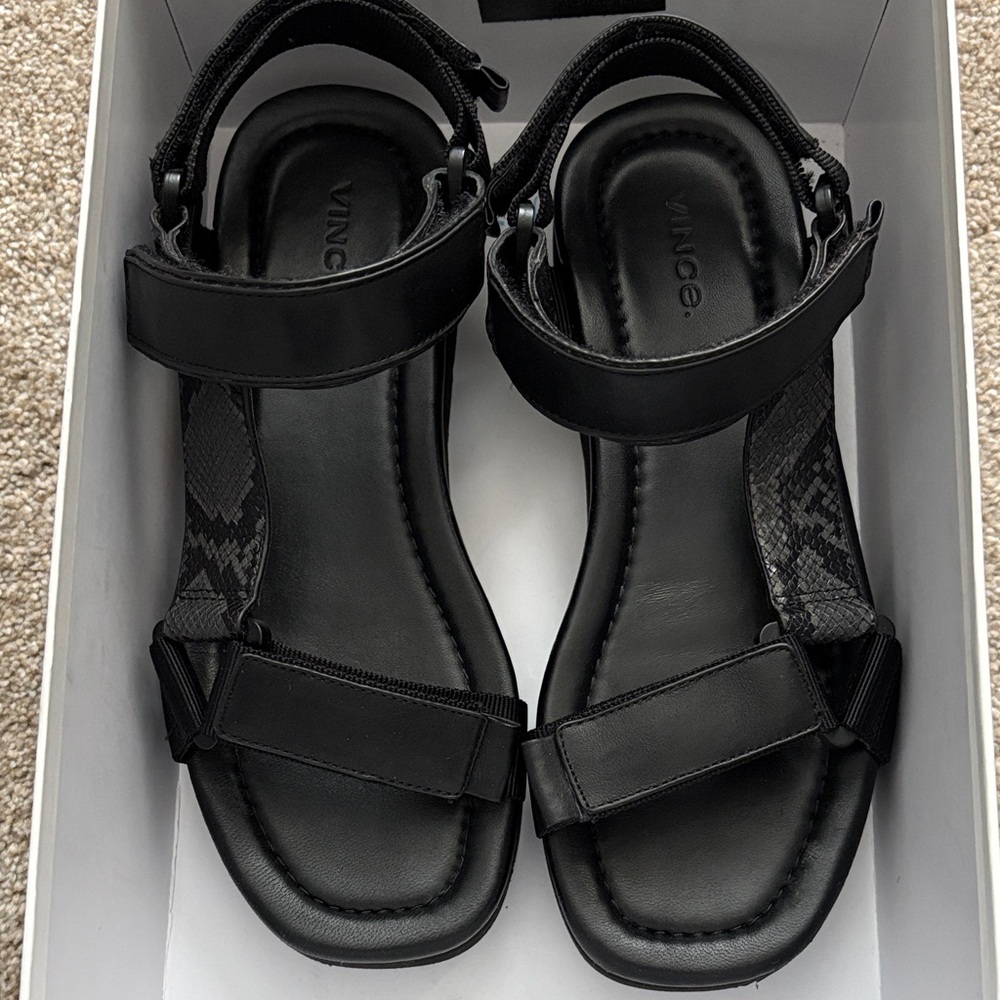VINCE Carver Dad Sandals